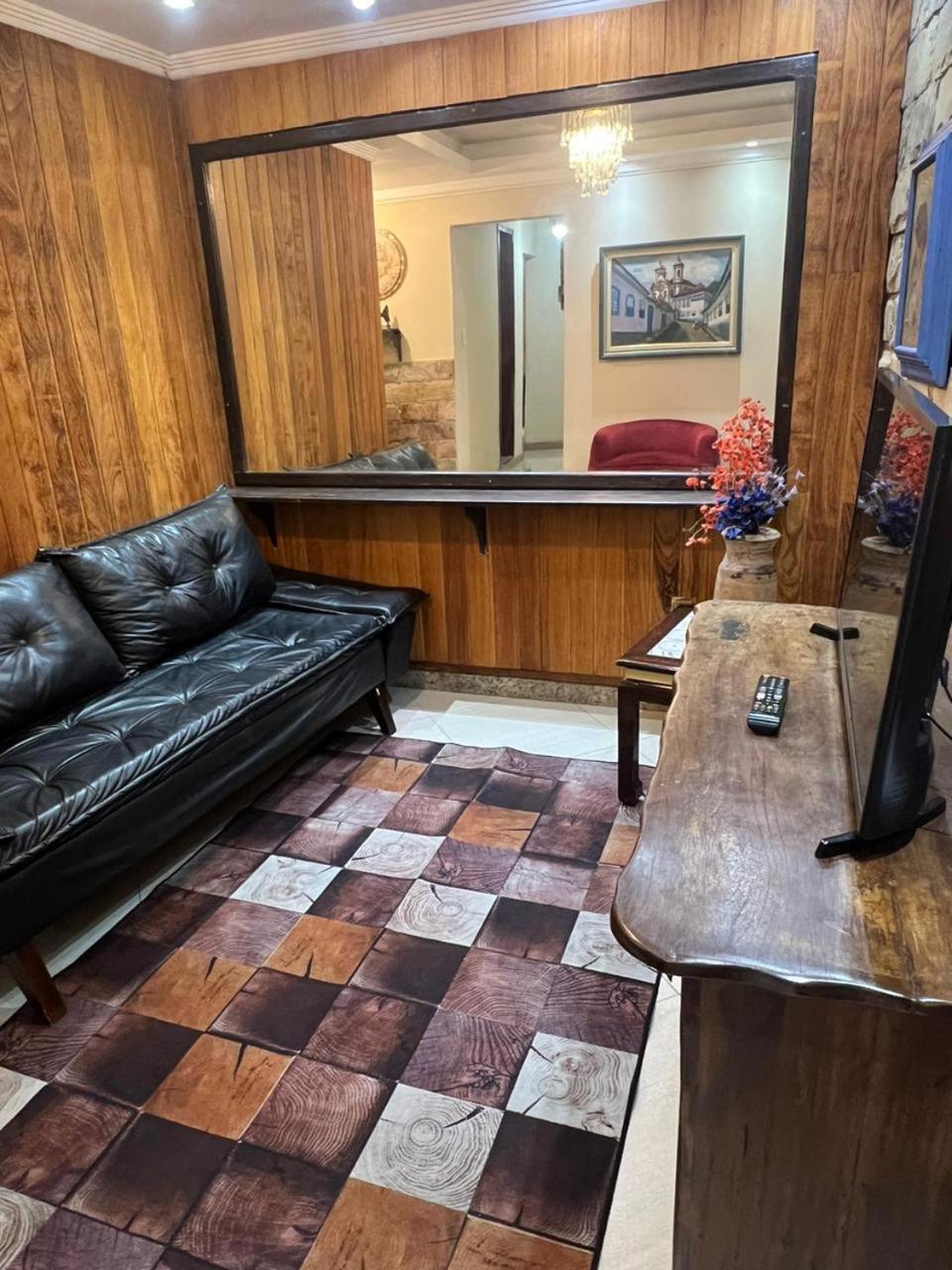 Apartamento Completo No Centro Historico โอว์โรเปรโต ภายนอก รูปภาพ